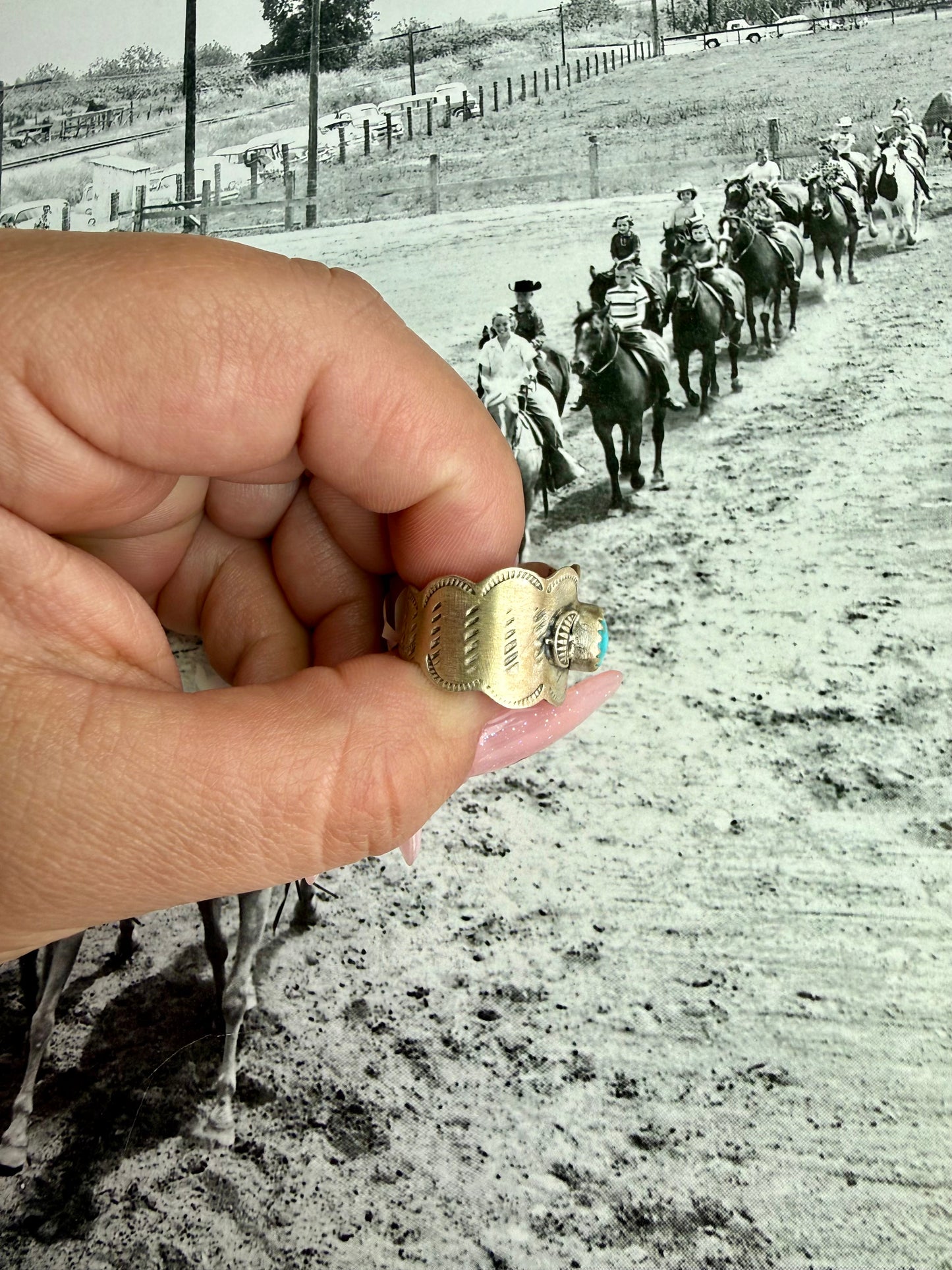 Whitewater cigar band