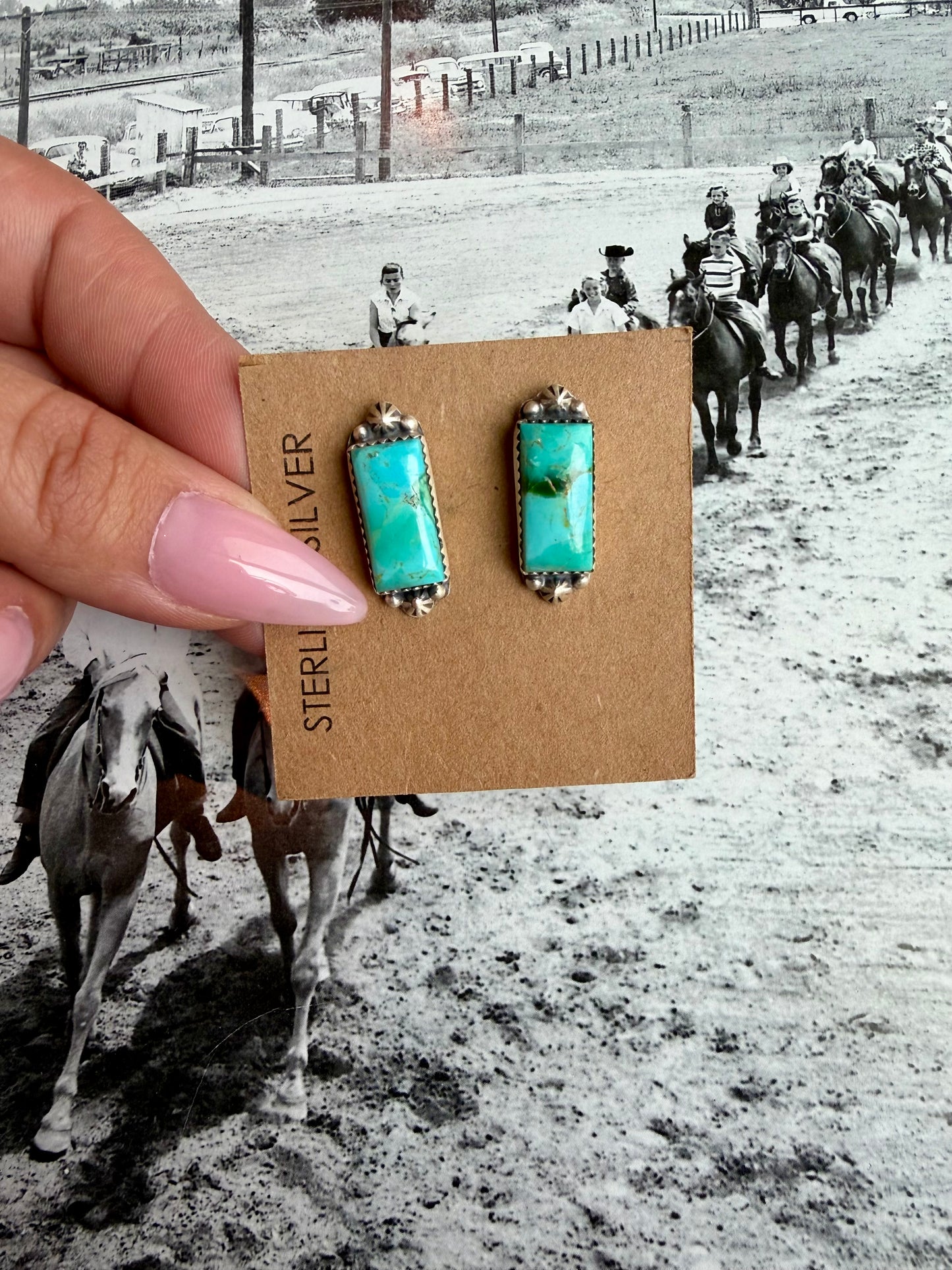 Mojave studs