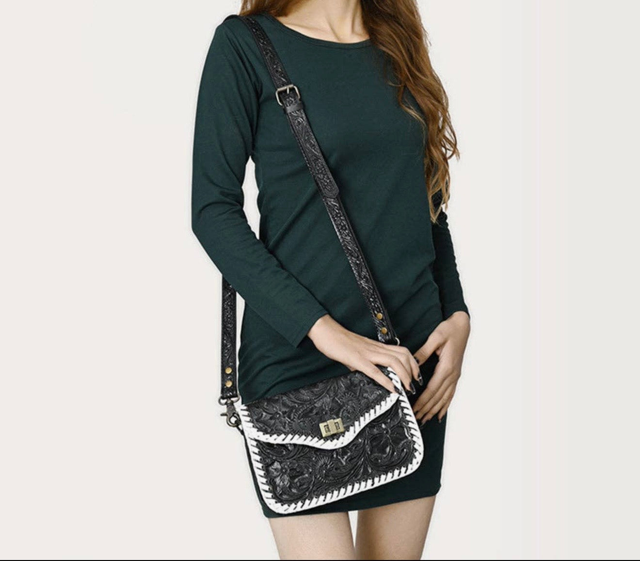 Martha cross body