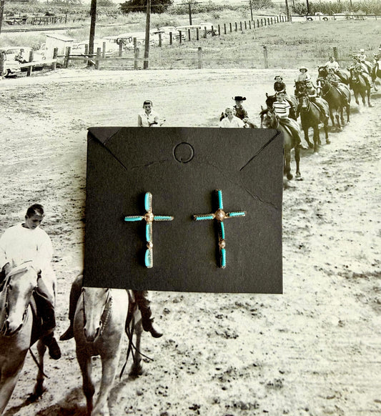Kingman cross studs