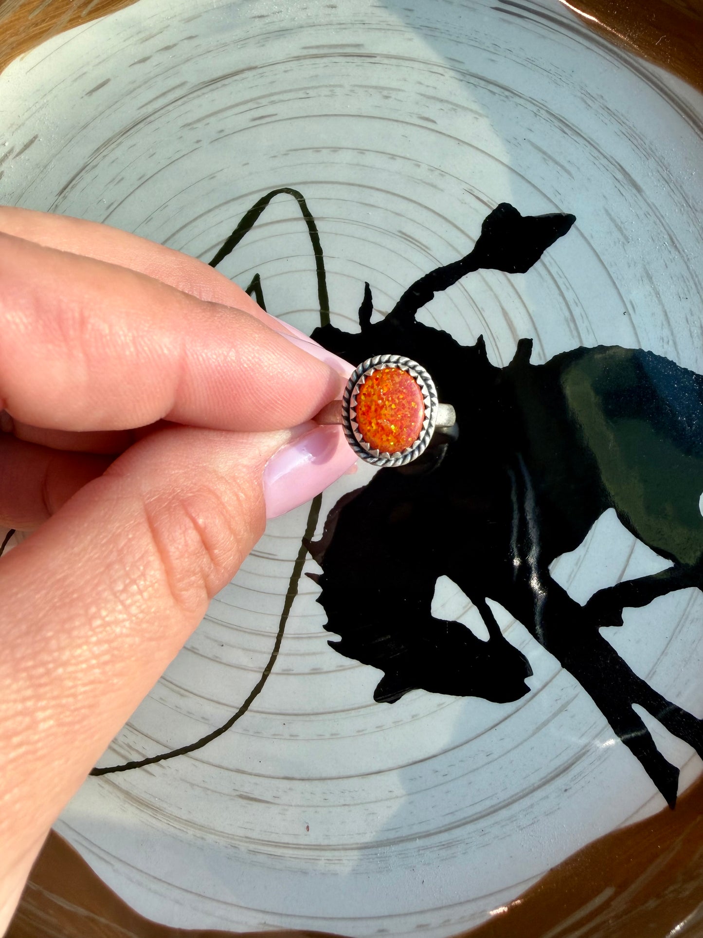 Balloon opal ring
