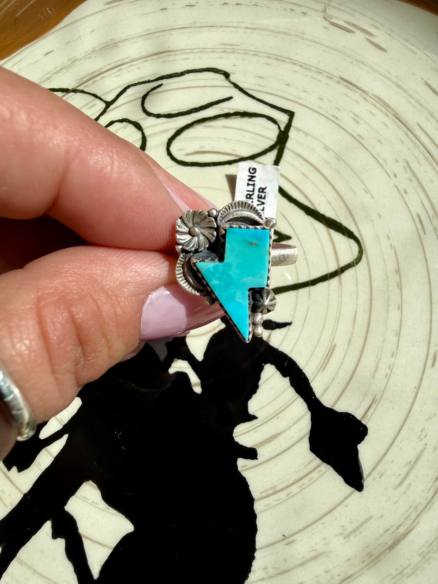 Lightning bolt ring
