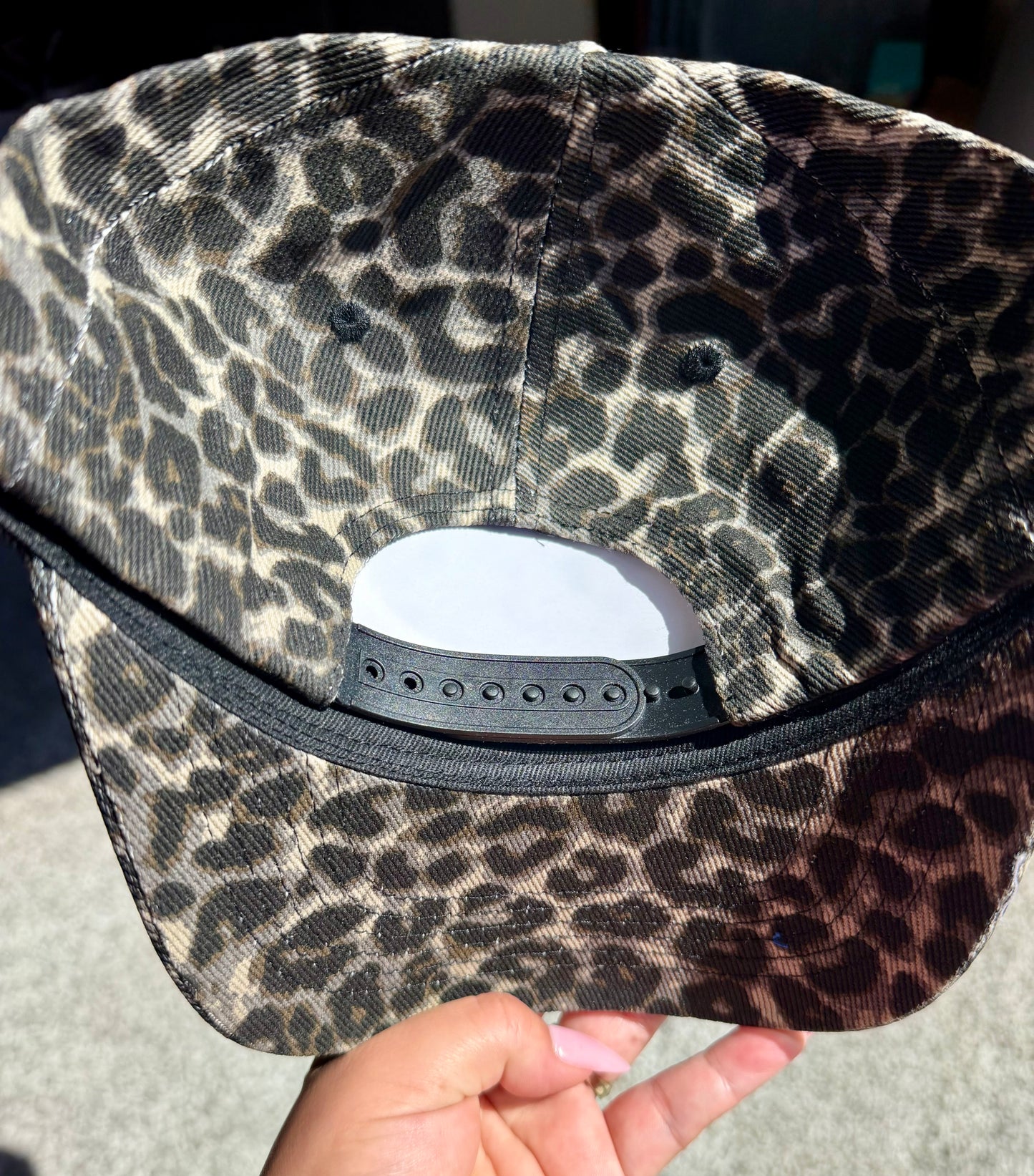 BS leopard hat